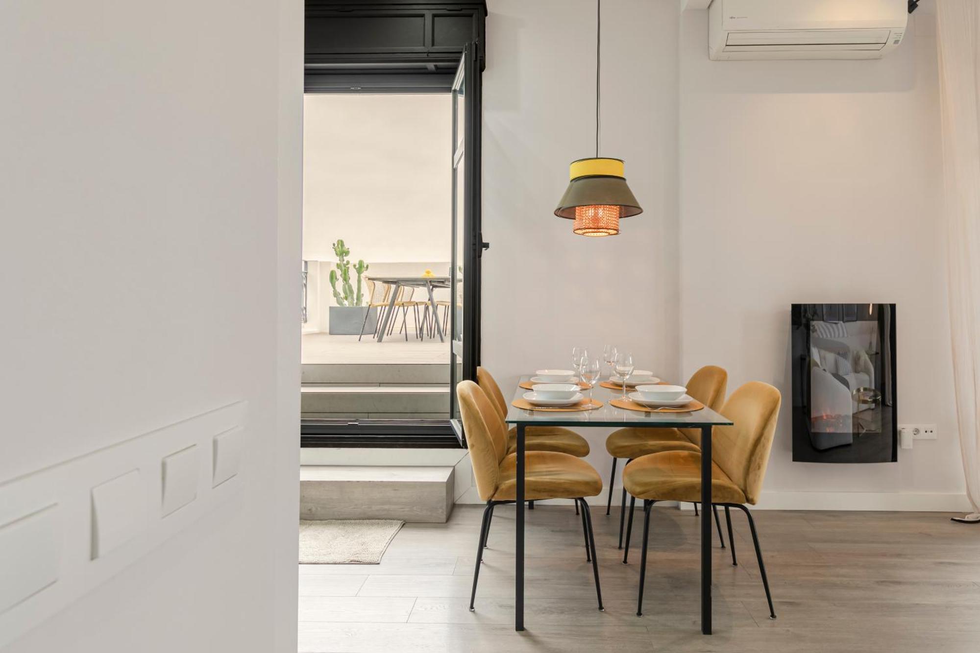 Isg Apartments Modern Atticpool At The Cathedralfree Parking Sevilha Exterior foto