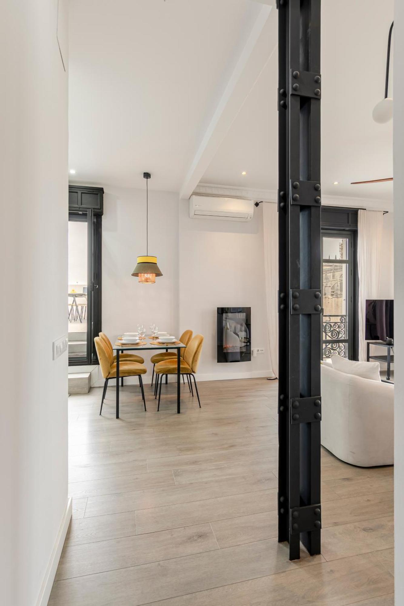 Isg Apartments Modern Atticpool At The Cathedralfree Parking Sevilha Exterior foto
